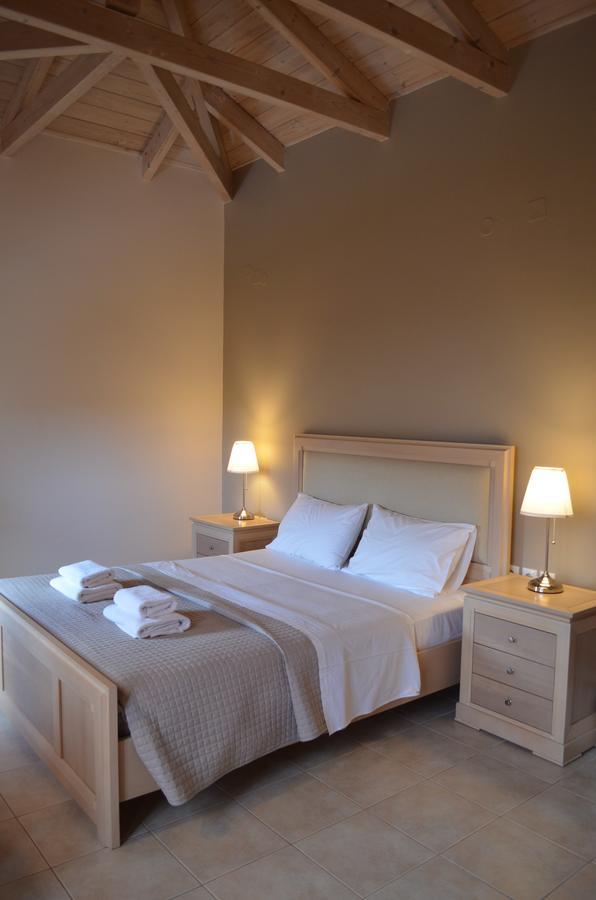 Aligis Studios Katelios Extérieur photo
